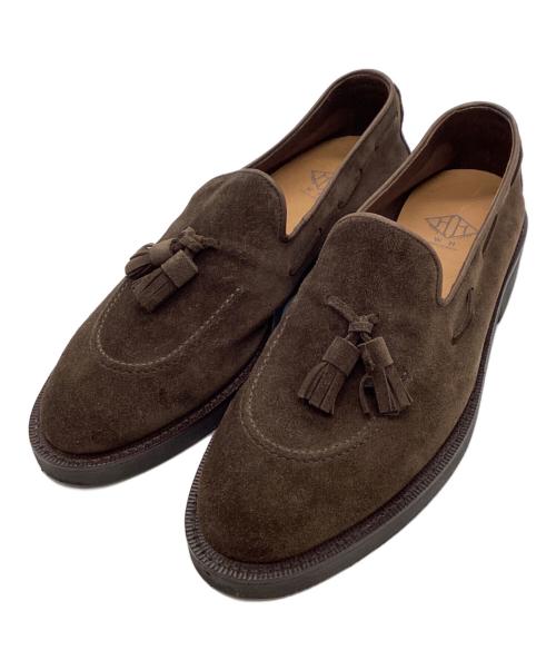 WH（ダブルエイチ）WH (ダブルエイチ) ヤヌスカーフ スエード タッセルローファー ブラウン サイズ:8の古着・服飾アイテム