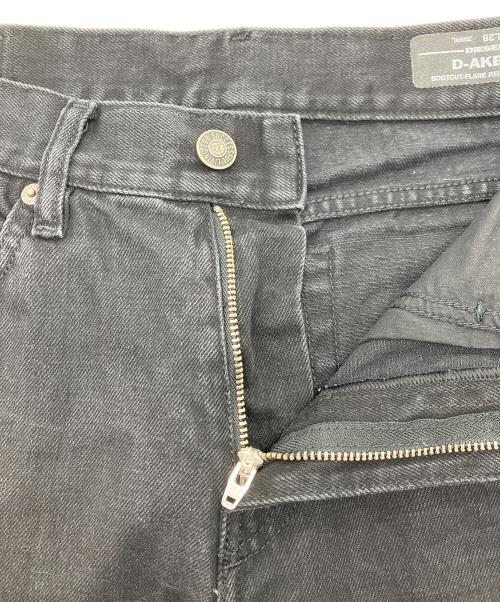 DIESEL（ディーゼル）DIESEL (ディーゼル) D-AKEMIワイドフレアブラックデニムパンツ ブラック サイズ:28の古着・服飾アイテム