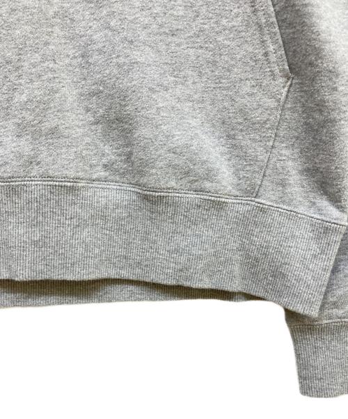 F.C.R.B.（エフシーレアルブリストル）F.C.R.B. (エフシーレアルブリストル) APPLIQUE LOGO PULL OVER HOODY グレー サイズ:Sの古着・服飾アイテム