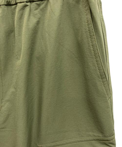 DAIWA PIER39（ダイワ ピア39）DAIWA PIER39 (ダイワ ピア39) TECH LOOSE STRETCH 6P MIL PANTS　テック ルーズ ストレッチ シックスピー ミル パンツ オリーブ サイズ:Mの古着・服飾アイテム