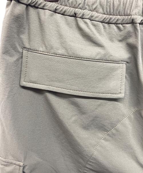 DAIWA PIER39（ダイワ ピア39）DAIWA PIER39 (ダイワ ピア39) TECH LOOSE STRETCH 6P MIL PANTS　テック ルーズ ストレッチ シックスピー ミル パンツ オリーブ サイズ:Mの古着・服飾アイテム