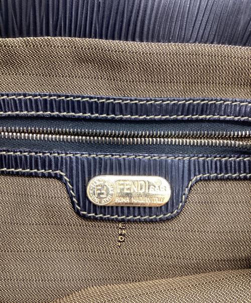 FENDI（フェンディ）FENDI (フェンディ) ハンドバッグ ブラウンの古着・服飾アイテム