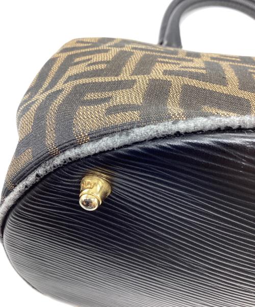 FENDI（フェンディ）FENDI (フェンディ) ハンドバッグ ブラウンの古着・服飾アイテム