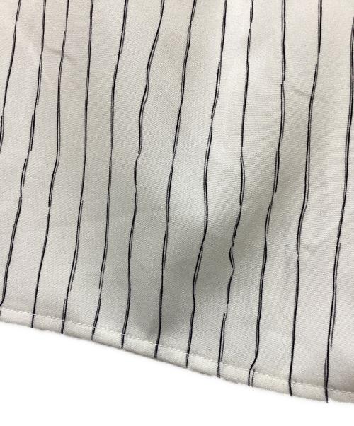 soerte（ソエルテ）soerte (ソエルテ) HANDWRITTEN STRIPE HALF PANTS ベージュ サイズ:１の古着・服飾アイテム