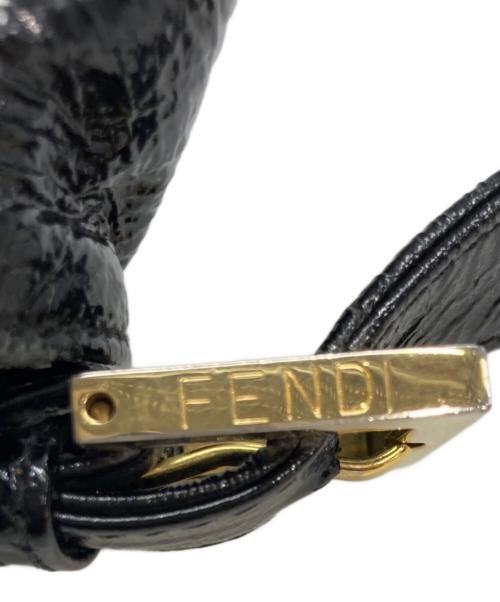 FENDI（フェンディ）FENDI (フェンディ) ショルダーバッグ ブラックの古着・服飾アイテム
