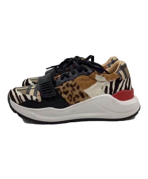 BURBERRY（バーバリー）BURBERRY (バーバリー) New Regis Sneakers ベージュ×ホワイト サイズ:40の古着・服飾アイテム