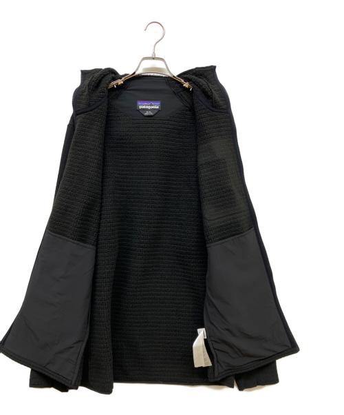 Patagonia（パタゴニア）Patagonia (パタゴニア) R2 TECHFACE HOODY ブラック サイズ:XLの古着・服飾アイテム