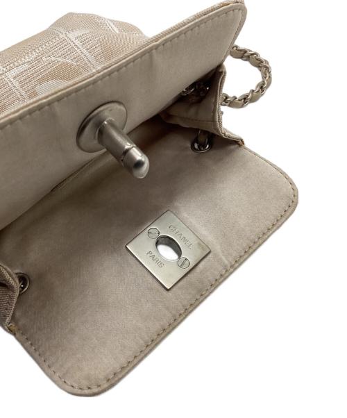 CHANEL（シャネル）CHANEL (シャネル) ニュートラベルラインチェーンポーチ ベージュ サイズ:下記参照の古着・服飾アイテム