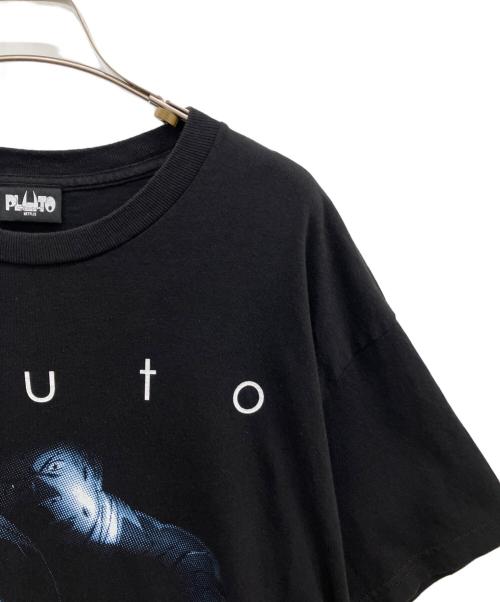 pluto（プルートゥ）pluto (プルートゥ) Weber (ウェーバー) プリントTシャツ ブラック サイズ:ｌの古着・服飾アイテム