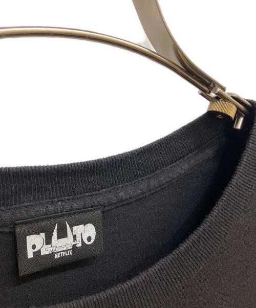 pluto（プルートゥ）pluto (プルートゥ) Weber (ウェーバー) プリントTシャツ ブラック サイズ:ｌの古着・服飾アイテム