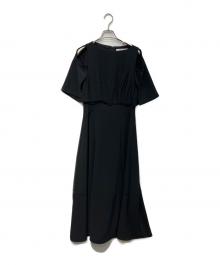 HER LIP TO（ハーリップトゥ）の古着「Adelaide Slit Sleeve Belted Dress　1241305093」｜ブラック