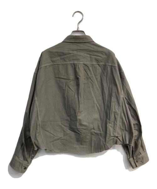 AP STUDIO（エーピーストゥディオ）AP STUDIO (エーピーストゥディオ) ミリタリークロップドシャツ グレー サイズ:記載なしの古着・服飾アイテム