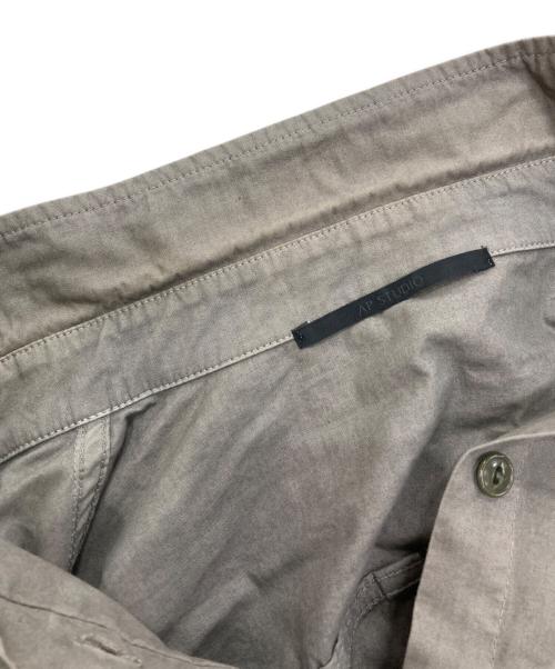 AP STUDIO（エーピーストゥディオ）AP STUDIO (エーピーストゥディオ) ミリタリークロップドシャツ グレー サイズ:記載なしの古着・服飾アイテム