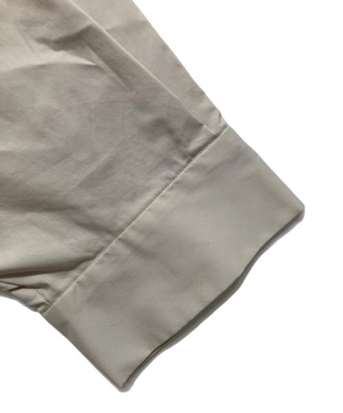 UNTITLED（アンタイトル）UNTITLED (アンタイトル) 7分袖フォルムシャツ グレージュ サイズ:00 未使用品の古着・服飾アイテム