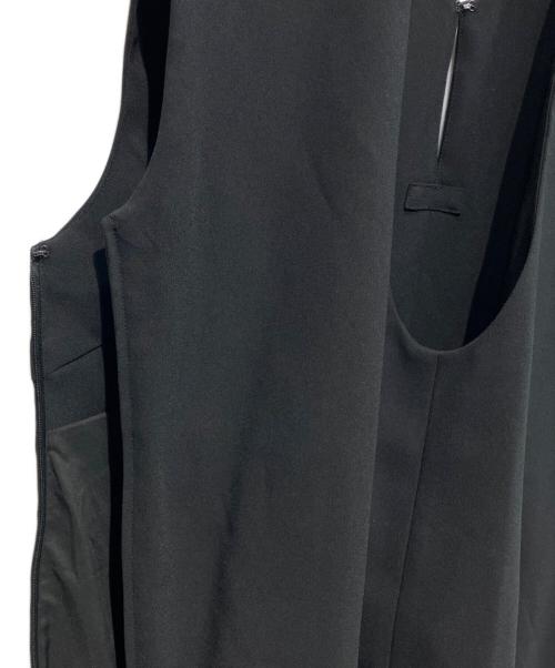 CLANE（クラネ）CLANE (クラネ) LAYERED BACK OPEN ONEPIECE　16112-5062 ブラック サイズ:1 未使用品の古着・服飾アイテム