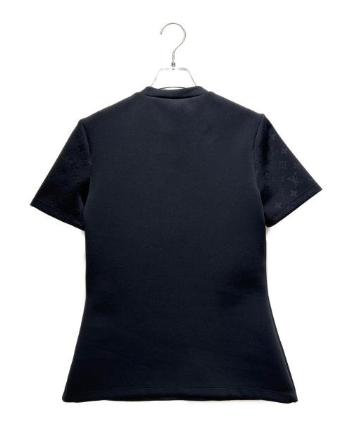LOUIS VUITTON（ルイ ヴィトン）LOUIS VUITTON (ルイ ヴィトン) Embossed Monogram Sleeve Cut and Sewn/エンボスドモノグラムスリーブ カットソー/1AAB27 ブラック サイズ:Sの古着・服飾アイテム