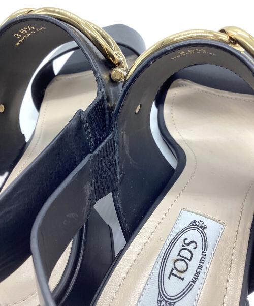 TOD'S（トッズ）TOD'S (トッズ) チェーントリムレザースリングバックサンダル ブラック サイズ:36 1/2の古着・服飾アイテム