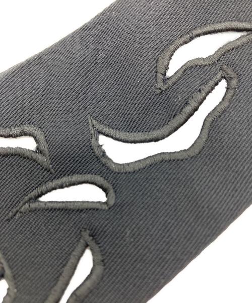 Yohji Yamamoto pour homme（ヨウジヤマモト プールオム）Yohji Yamamoto pour homme (ヨウジヤマモト プールオム) カットワークウールギャバネクタイ ブラック サイズ:-の古着・服飾アイテム