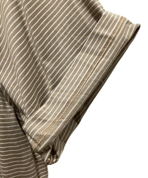 CLESSTE（クレスト）CLESSTE (クレスト) STRIPED MASSIVE S/S POLO SHIRT ベージュ×ホワイト サイズ:FREEの古着・服飾アイテム