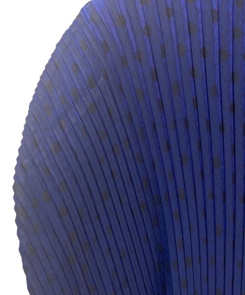 ISSEY MIYAKE（イッセイミヤケ）ISSEY MIYAKE (イッセイミヤケ) サークルプリーツドットブラウス ネイビー サイズ:2の古着・服飾アイテム