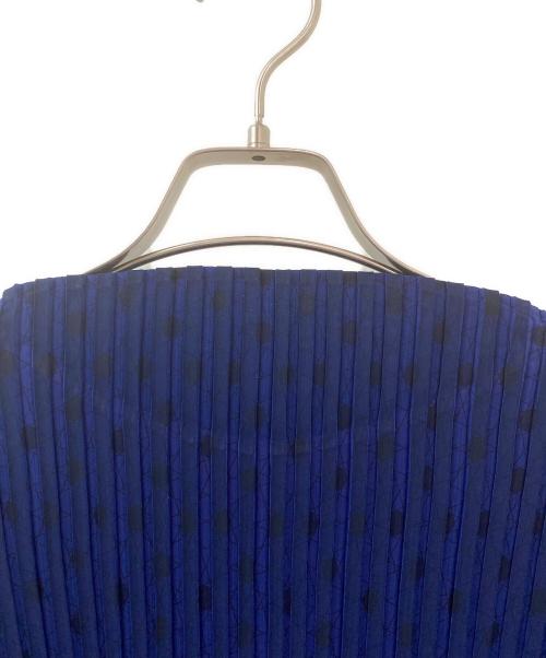 ISSEY MIYAKE（イッセイミヤケ）ISSEY MIYAKE (イッセイミヤケ) サークルプリーツドットブラウス ネイビー サイズ:2の古着・服飾アイテム