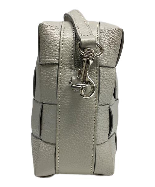 IACUCCI（イアクッチ）IACUCCI (イアクッチ) ショルダーバッグ グレーの古着・服飾アイテム