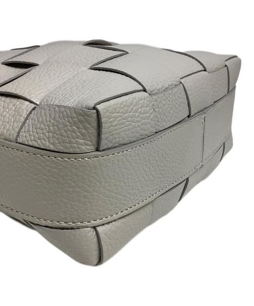 IACUCCI（イアクッチ）IACUCCI (イアクッチ) ショルダーバッグ グレーの古着・服飾アイテム