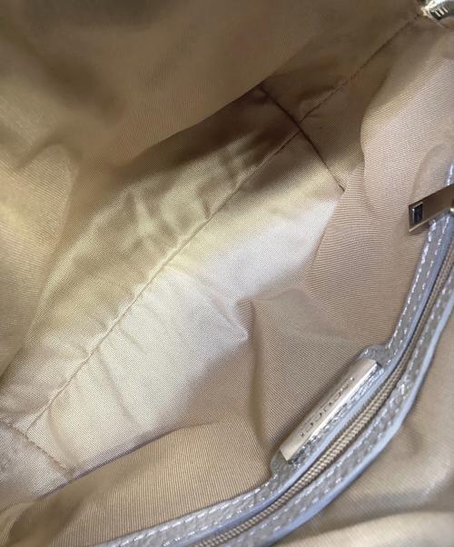 IACUCCI（イアクッチ）IACUCCI (イアクッチ) ショルダーバッグ グレーの古着・服飾アイテム