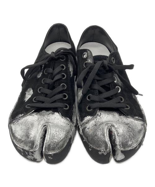 Maison Margiela（メゾンマルジェラ）Maison Margiela (メゾンマルジェラ) 足袋スニーカー ブラック×シルバー サイズ:41の古着・服飾アイテム