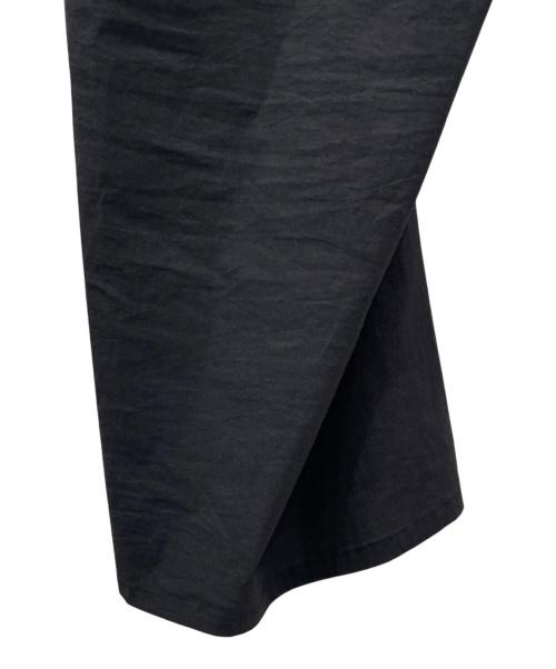 ISSEY MIYAKE（イッセイミヤケ）ISSEY MIYAKE (イッセイミヤケ) メンブレン ストレッチ ノースリーブワンピース ブラック サイズ:2の古着・服飾アイテム