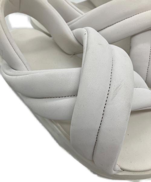 NIKE（ナイキ）NIKE (ナイキ) W AIR MAX ISLA ホワイト サイズ:23cmの古着・服飾アイテム