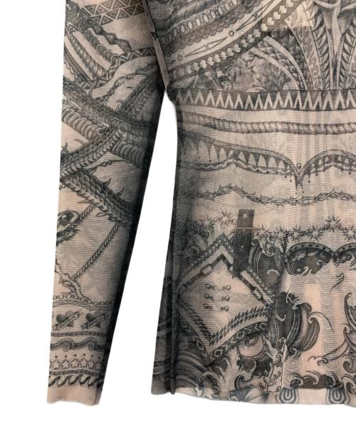 BONBOM（ボンボム）BONBOM (ボンボム) BRONTE TATTO TSHIRT ベージュ サイズ:S 未使用品の古着・服飾アイテム
