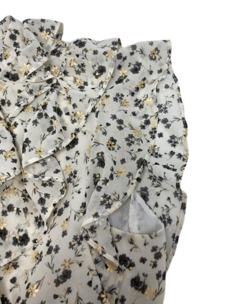 JUSGLITTY（ジャスグリッティー）JUSGLITTY (ジャスグリッティー) フリルプリントブラウス ベージュ サイズ:2の古着・服飾アイテム