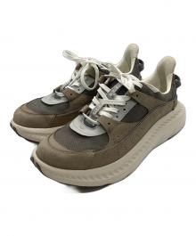 UGG（アグ）の古着「CA805 V2 NUBUCK」｜グレー
