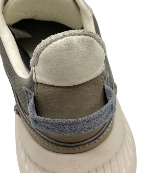 UGG（アグ）UGG (アグ) CA805 V2 NUBUCK グレー サイズ:27.5cmの古着・服飾アイテム