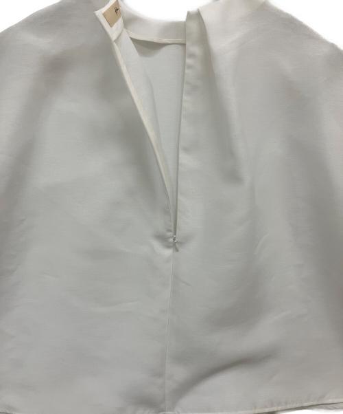 Heve（ヘイヴ）Heve (ヘイヴ) WHIPバルーンスリーブBL ホワイト サイズ:Fの古着・服飾アイテム