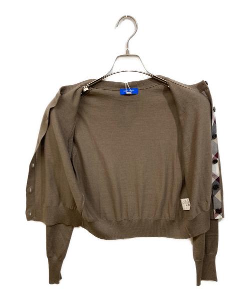 BLUE LABEL CRESTBRIDGE（ブルーレーベルクレストブリッジ）BLUE LABEL CRESTBRIDGE (ブルーレーベルクレストブリッジ) クルーネックカーディガン ライトブラウン サイズ:SIZE 38の古着・服飾アイテム