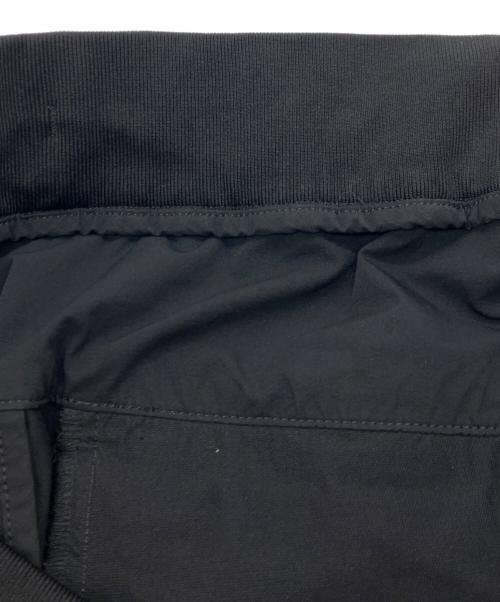 C.P COMPANY（シーピーカンパニー）C.P COMPANY (シーピーカンパニー) ジョガーパンツ ブラック サイズ:48の古着・服飾アイテム