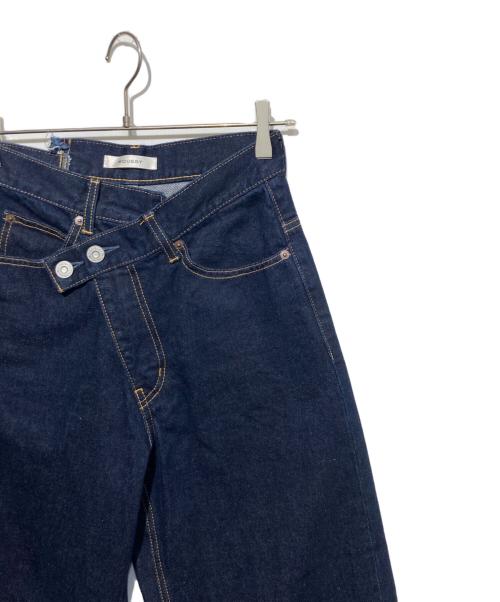 moussy（マウジー）moussy (マウジー) CROSS WAIST WIDE STRAIGHTデニム インディゴ サイズ:1の古着・服飾アイテム