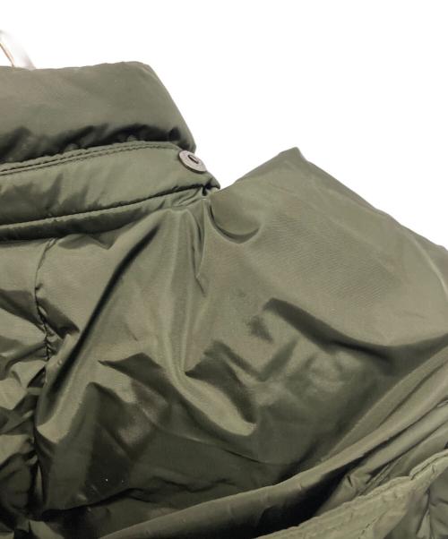 MONCLER（モンクレール）MONCLER (モンクレール) ダウンコート オリーブ サイズ:3の古着・服飾アイテム
