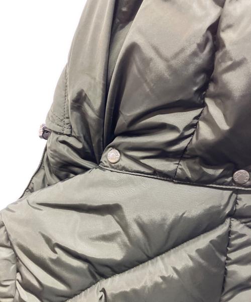 MONCLER（モンクレール）MONCLER (モンクレール) ダウンコート オリーブ サイズ:3の古着・服飾アイテム