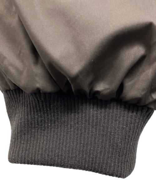 SOPHNET.（ソフネット）SOPHNET. (ソフネット) MICRO TAFFETA PUFFER PANTS グレー×ブルー サイズ:Sの古着・服飾アイテム