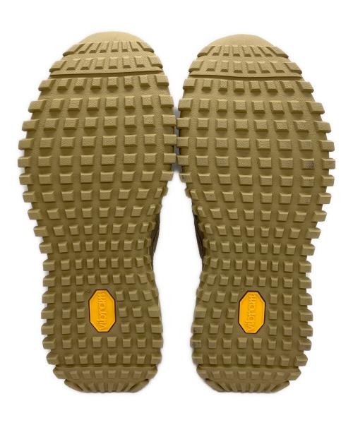 hobo（ホボ）hobo (ホボ) suncore (サンコア) STRAP SLIP ON SHOES COW SUEDE ベージュ サイズ:27の古着・服飾アイテム