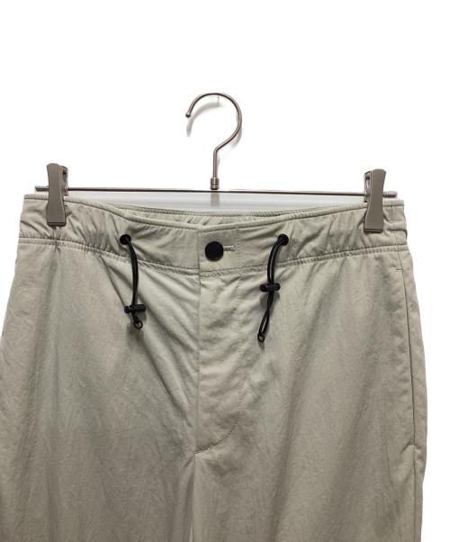 ATON（エイトン）ATON (エイトン) HIGH TWIST NYLON UTILITY PANTS ライトベージュ サイズ:02の古着・服飾アイテム