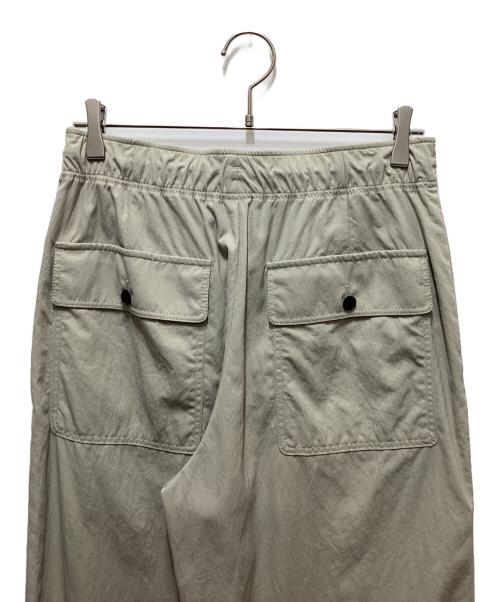 ATON（エイトン）ATON (エイトン) HIGH TWIST NYLON UTILITY PANTS ライトベージュ サイズ:02の古着・服飾アイテム
