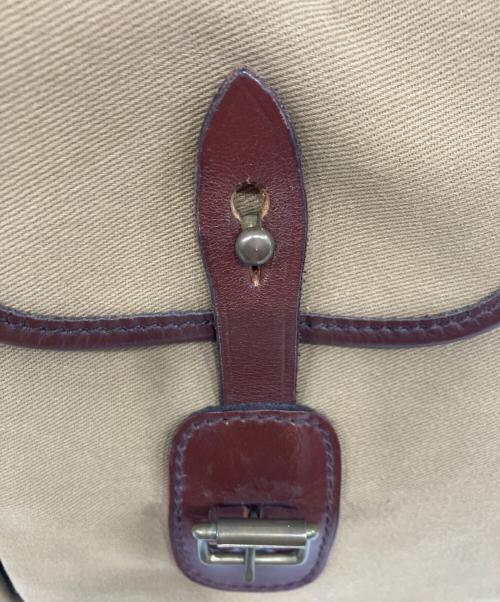 brady（ブレディ）Brady (ブレディ) ARIEL TROUT LARGE キャメルの古着・服飾アイテム