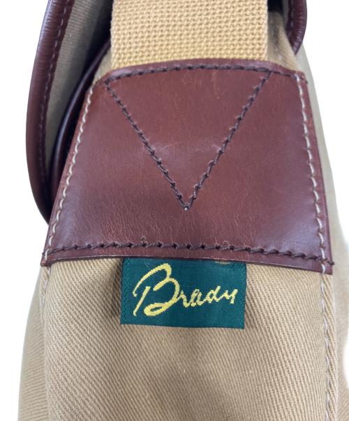 brady（ブレディ）Brady (ブレディ) ARIEL TROUT LARGE キャメルの古着・服飾アイテム