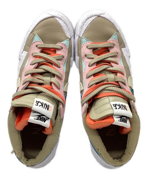 NIKE（ナイキ）NIKE (ナイキ) sacai (サカイ) KAWS (カウズ) ローカットスニーカー ベージュ サイズ:27の古着・服飾アイテム