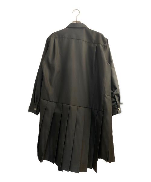 COMME des GARCONS COMME des GARCONS（コムデギャルソン コムデギャルソン）COMME des GARCONS COMME des GARCONS (コムデギャルソン コムデギャルソン) 捻れプリーツシャツジャケットワンピース ブラック サイズ:Sの古着・服飾アイテム