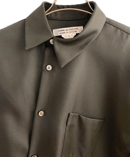 COMME des GARCONS COMME des GARCONS（コムデギャルソン コムデギャルソン）COMME des GARCONS COMME des GARCONS (コムデギャルソン コムデギャルソン) 捻れプリーツシャツジャケットワンピース ブラック サイズ:Sの古着・服飾アイテム